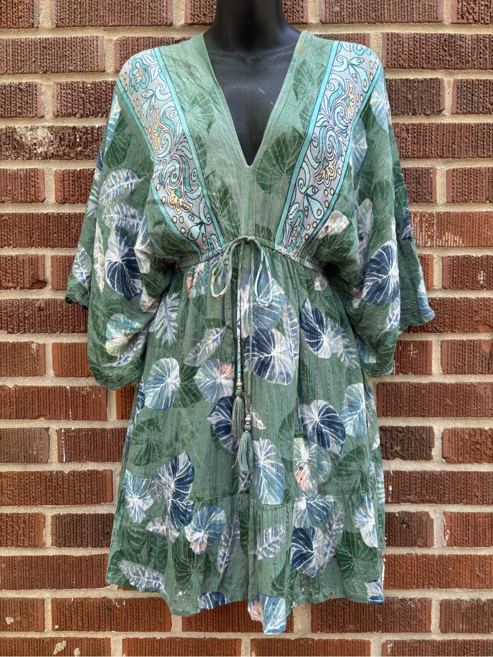 Zury bohemian kaftan sage green leafy print v-neckline viscose mini dress OS
